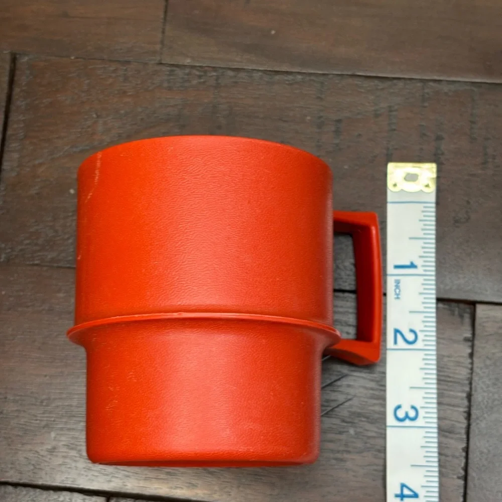 Tupperware Stacking cup mug 1312-7 Vintage Orange Good Condition‎ for age